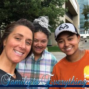 Meet your Posher, Kelley